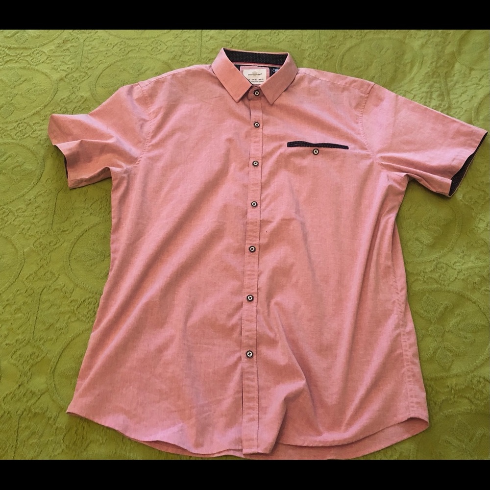Men’s Light Red+Craft Flow shirt. Size XL.